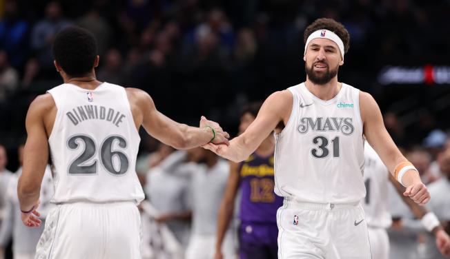 他在社交媒 他在社交媒